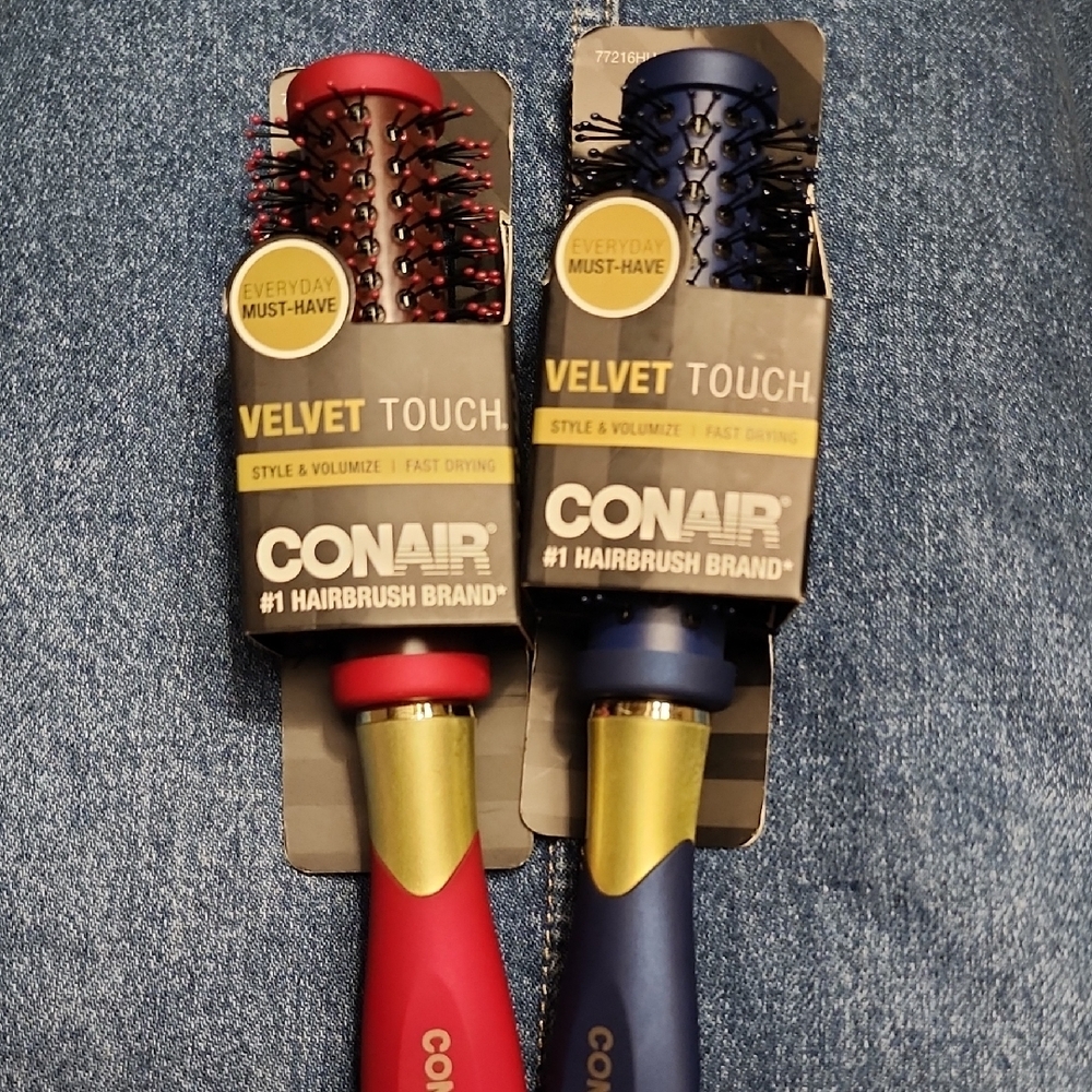 Conair Velvet Touch Round Hair Brush Set  - Red And Blue